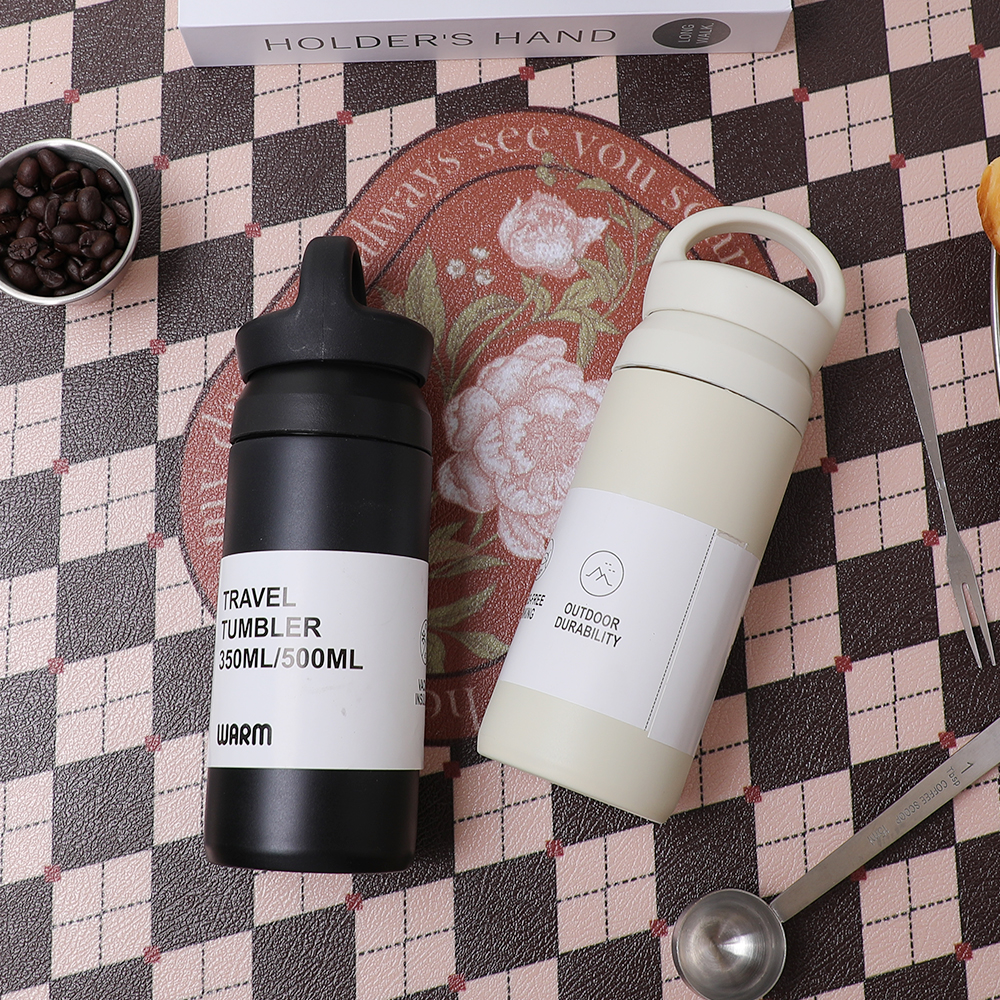 Izolowana butelka z filtrem na wodę ze stali nierdzewnej do podr&oacute;ży i codziennego użytku, ze zdejmowaną elastyczną nasadką i przesuwaną pokrywką