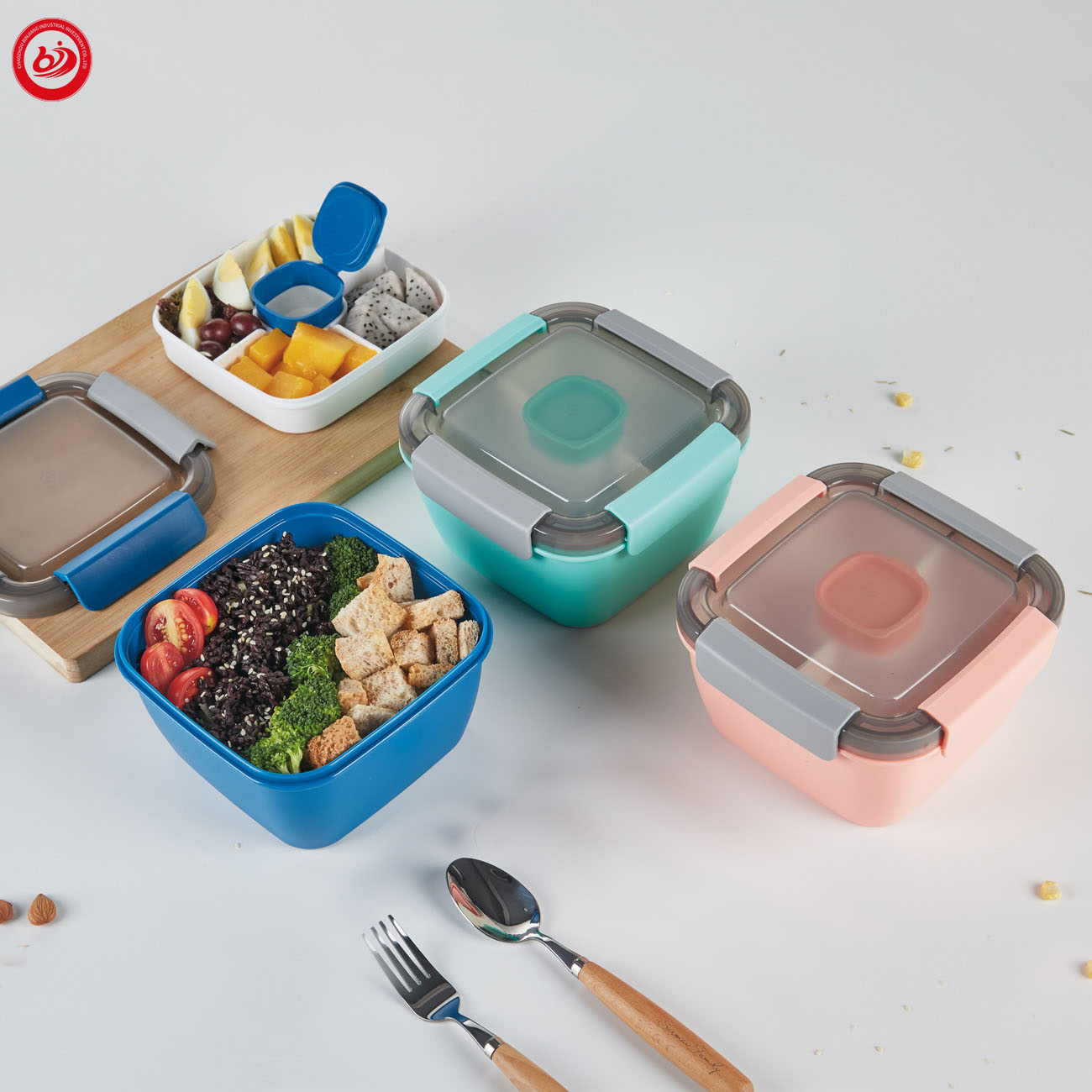 Čtvercov&aacute; průhledn&aacute; plastov&aacute; n&aacute;doba na oběd bez BPA