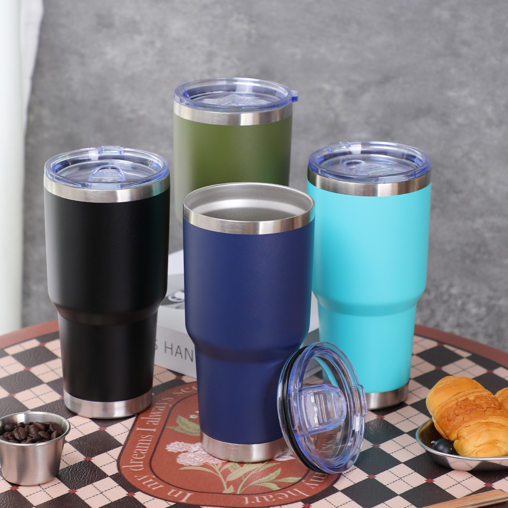 Bred mund 304 rustfrit st&aring;l dobbeltv&aelig;g pulverlakeret rejsekrus Termisk kop tumbler med l&aring;g