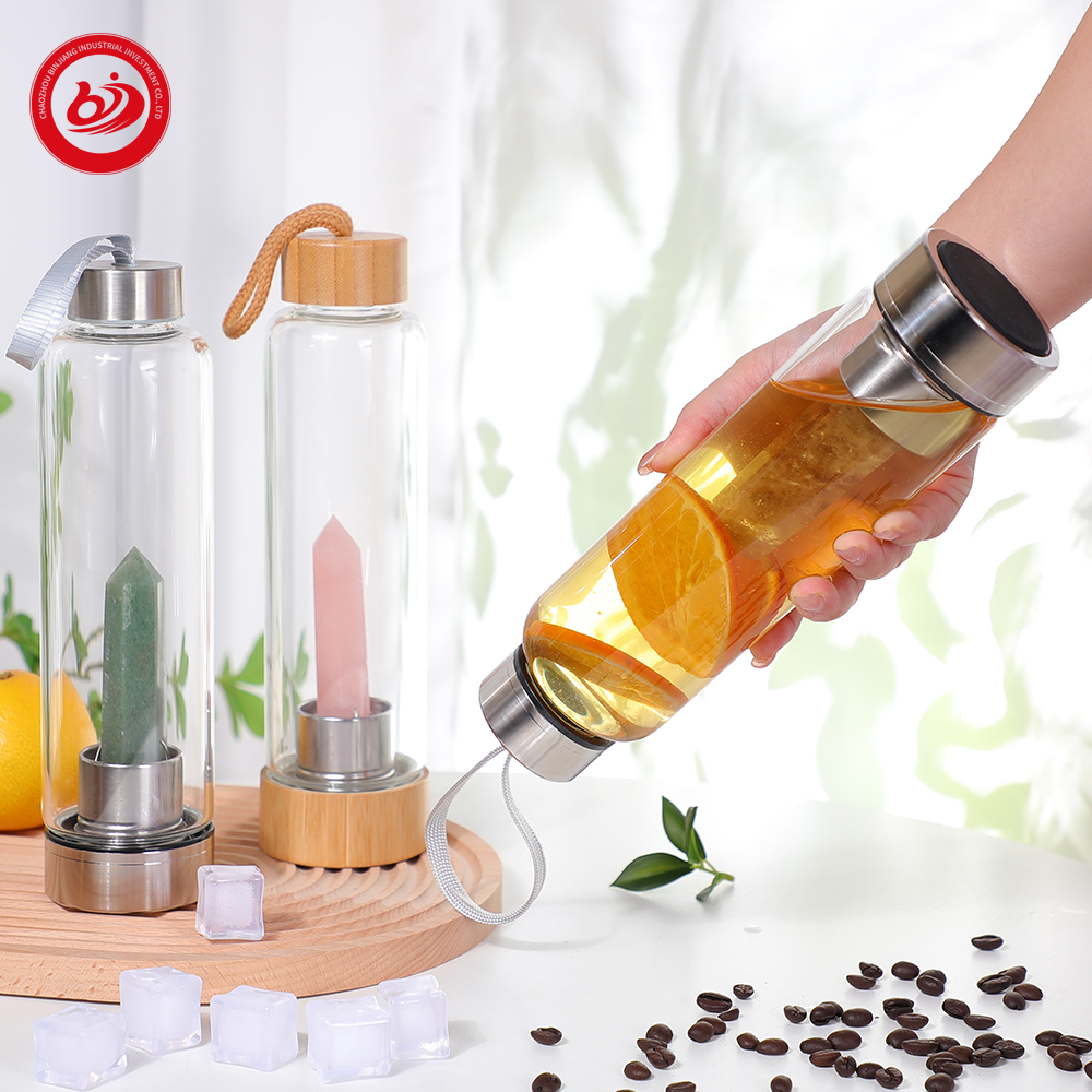 کرسٹل گلاس پانی کی بوتل توانائی کوارٹز قیمتی پتھر کی پانی کی بوتل جس میں تبدیلی کے قابل قدرتی کرسٹل سینٹر برائے شفا اور تندرستی